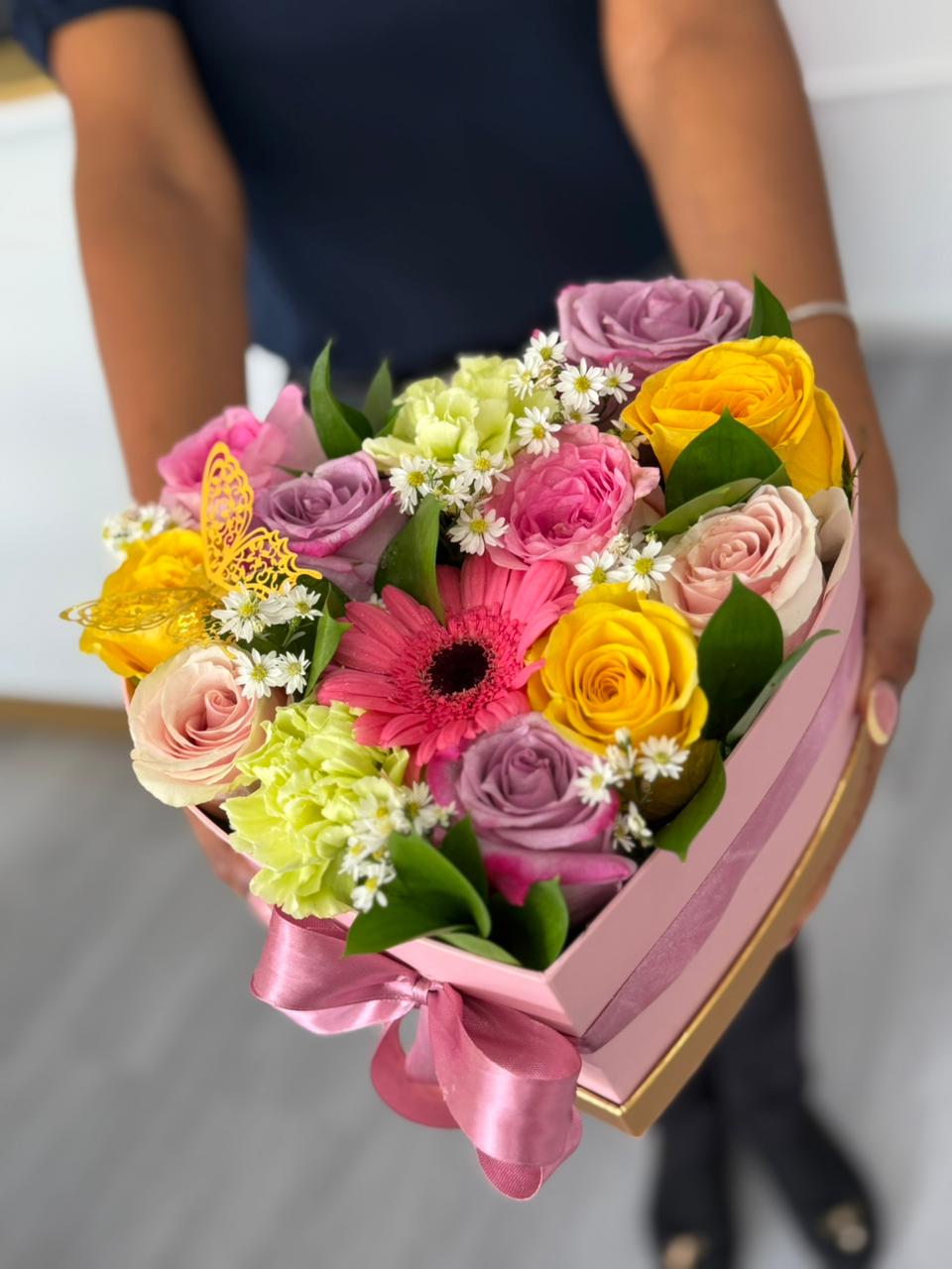 Caja de flores variadas