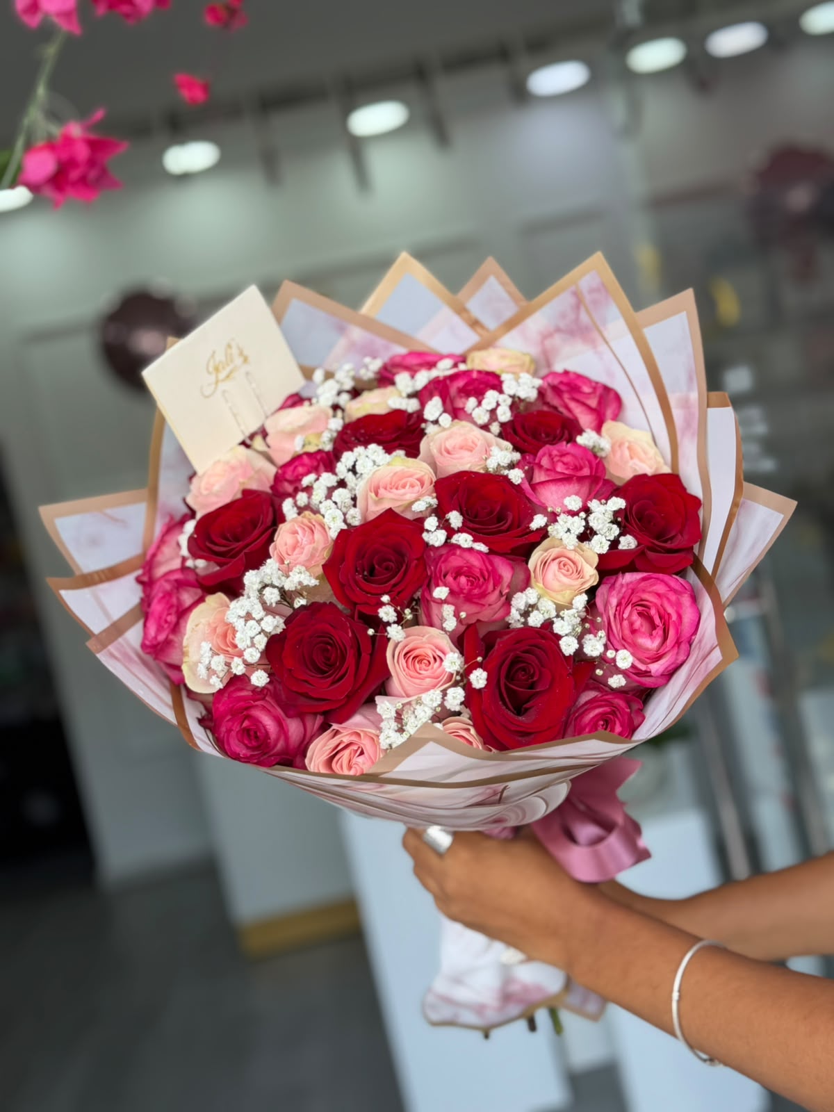 Ramo buchón de 30 Rosas